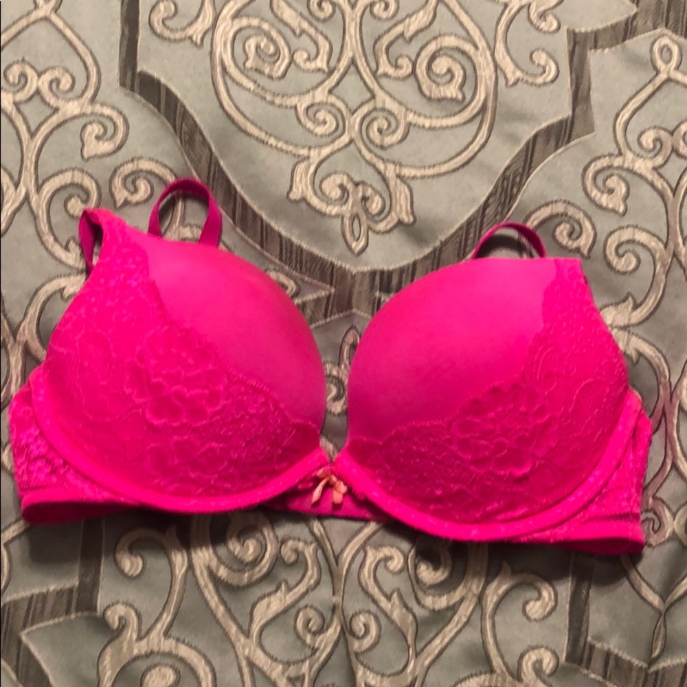 Victoria’s Secret Dream Angels Plunge 34C